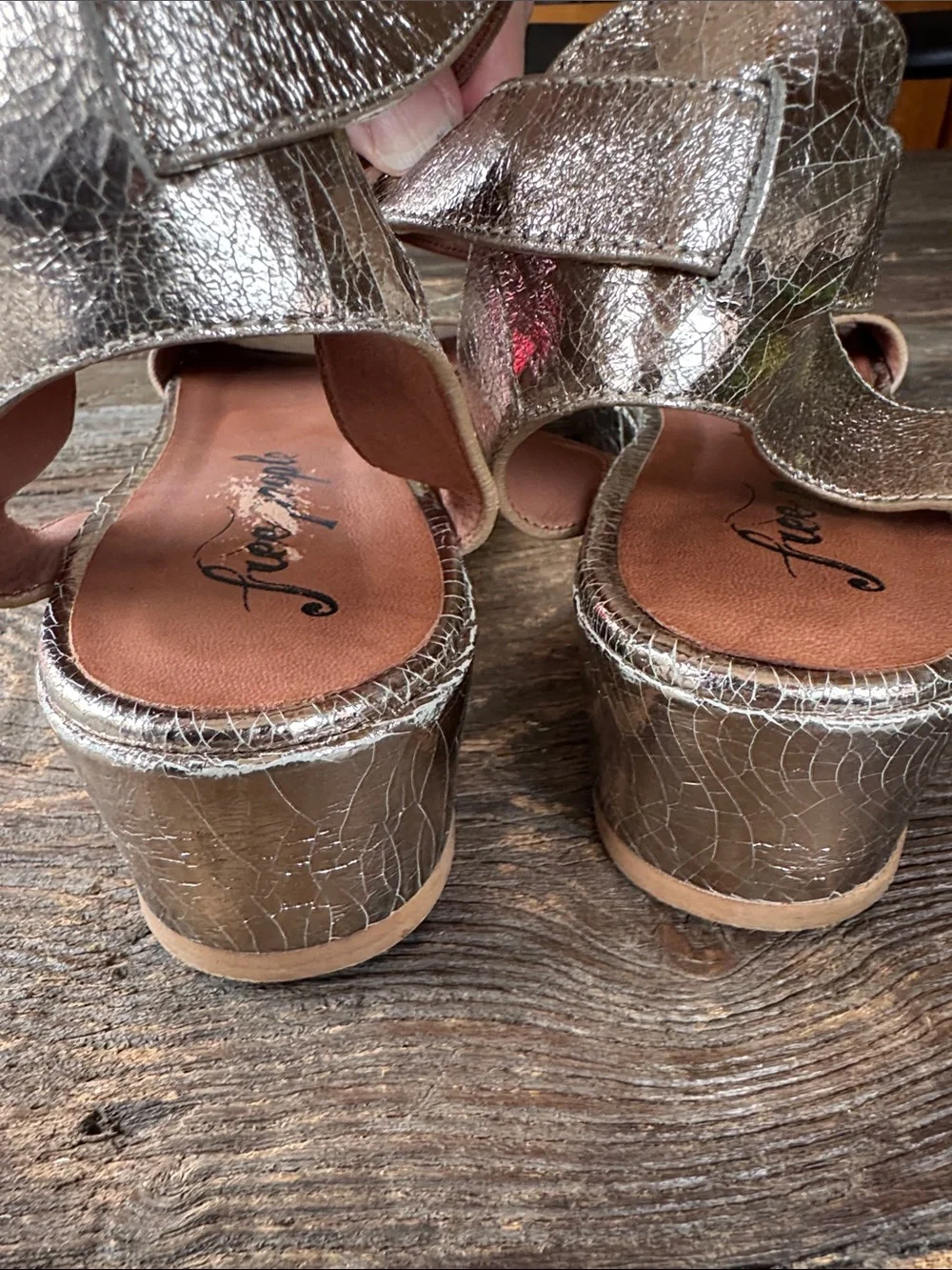 Free people, gold, metallic platform, ankle strap, sandal 40/9